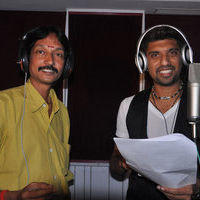 Malaysia Singer Anand sings for Oru Nadigaiyin Vakkumoolam | Picture 85881